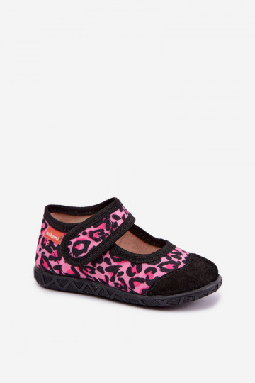 Chaussons pour enfants Milami avec fermetures auto-agrippantes et motifs léopard en rose et noir Esnia