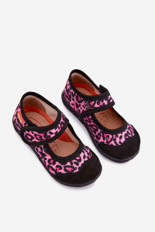 Chaussons pour enfants Milami avec fermetures auto-agrippantes et motifs léopard en rose et noir Esnia