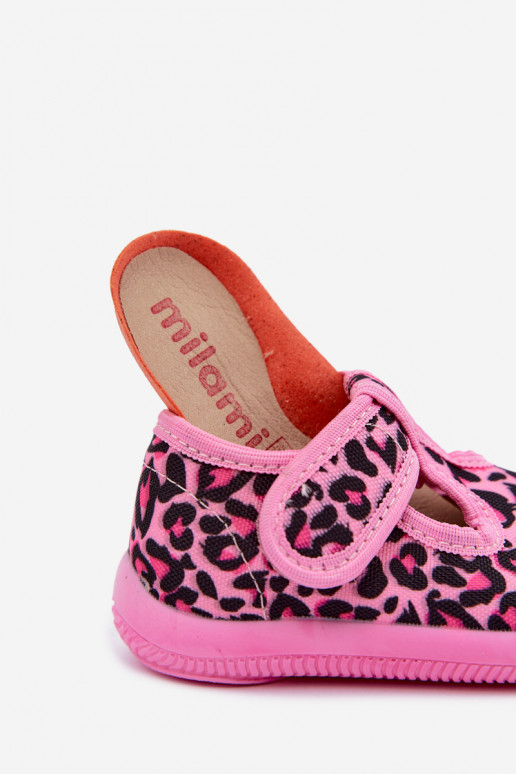 Elastische Kinderschuhe Milami mit Klettverschlüssen und Leopardenmustern in Rosa Ambette
