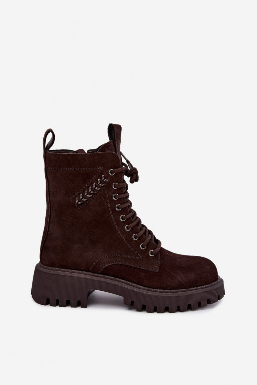 Damen Arbeitsstiefeletten aus Kunstwildleder isoliert D&A JC62-1035 in Schokolade