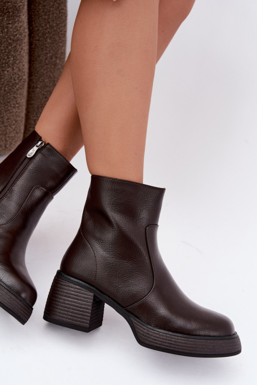 Bottines en cuir doublées avec talons D&A CR62-3369 chocolat