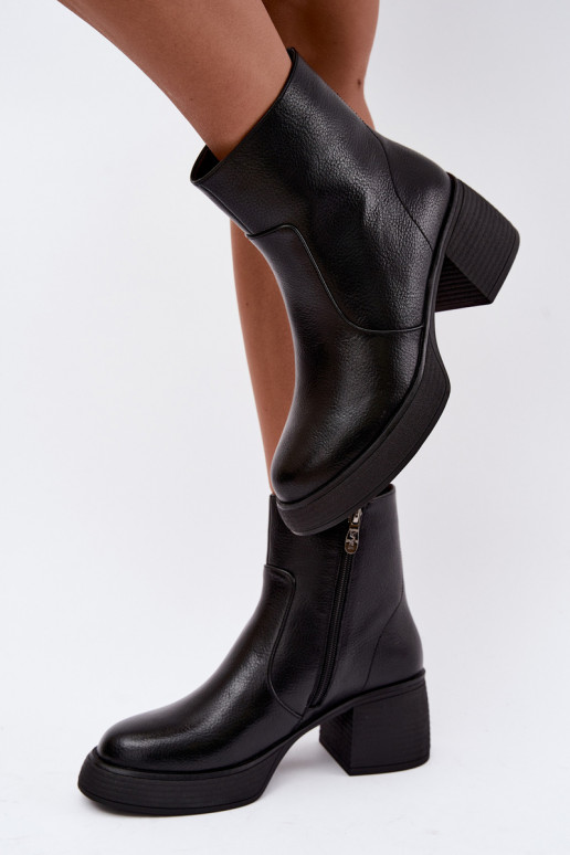 Leder gefütterte Stiefeletten mit Absatz D&A CR62-3369 schwarz
