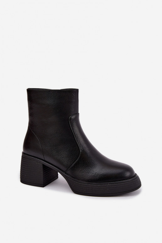 Leder gefütterte Stiefeletten mit Absatz D&A CR62-3369 schwarz