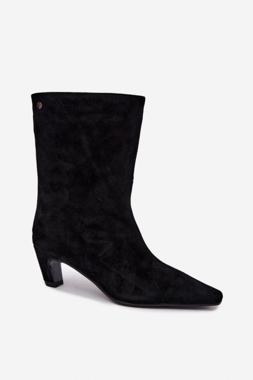 Chaussures chaudes à enfiler en suède synthétique avec talons en noir Tai turiciejka K7791-01