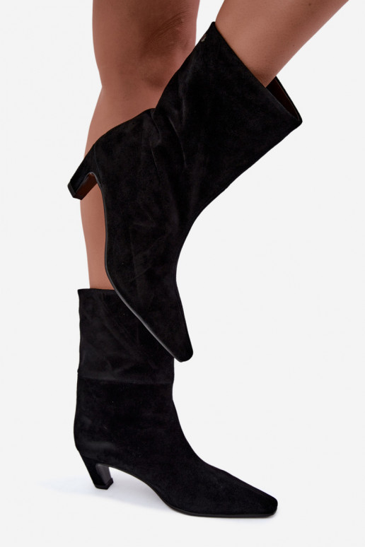 Chaussures chaudes à enfiler en suède synthétique avec talons en noir Tai turiciejka K7791-01