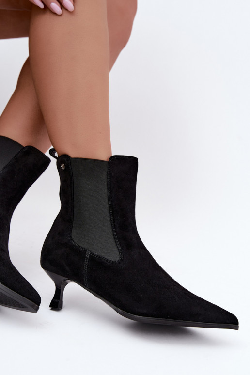 Wärmende Velourslederstiefel mit Absätzen Tai turiciejka K7756-01 in Schwarz
