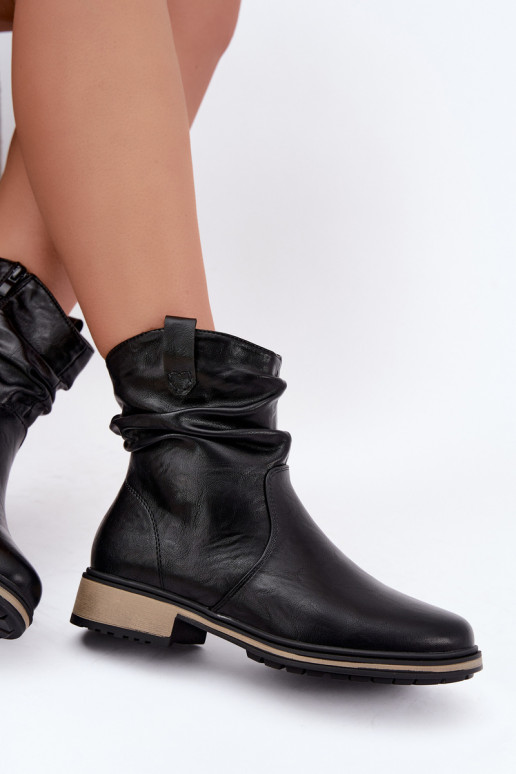 Bottines pour femmes chaudes avec plis en noir
