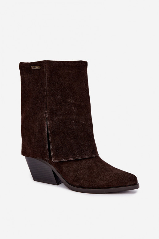 bottines style cowboy avec talons en daim naturel avec tige brodée Big Star UU274115 couleur chocolat