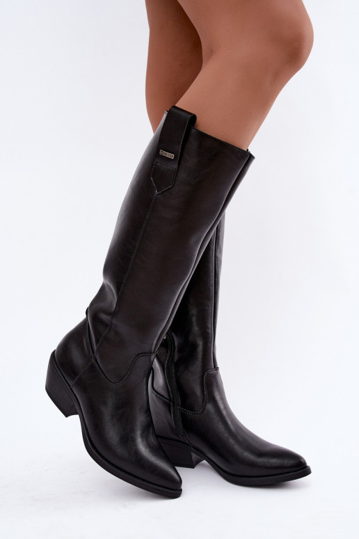 bottes hautes en cuir naturel pour femmes à petit talon isolées Big Star UU274521 couleur noire