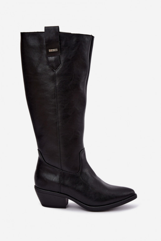 bottes hautes en cuir naturel pour femmes à petit talon isolées Big Star UU274521 couleur noire