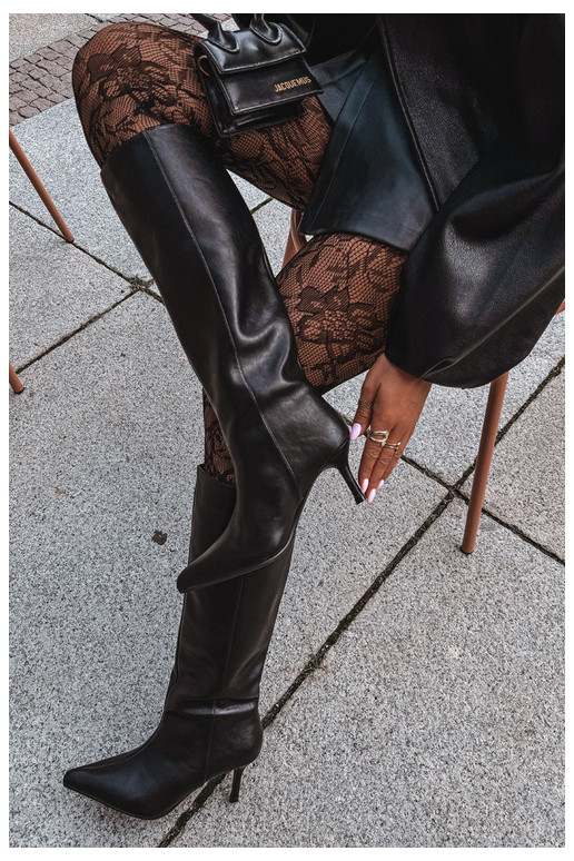 bottes hautes en cuir naturel avec talons fins isolées modèle à enfiler Big Star UU274497 couleur noire