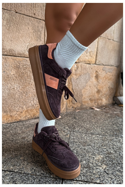 faux suede sneakers model laarzen voor dames geïsoleerd Big Star UU274770 in chocoladekleur