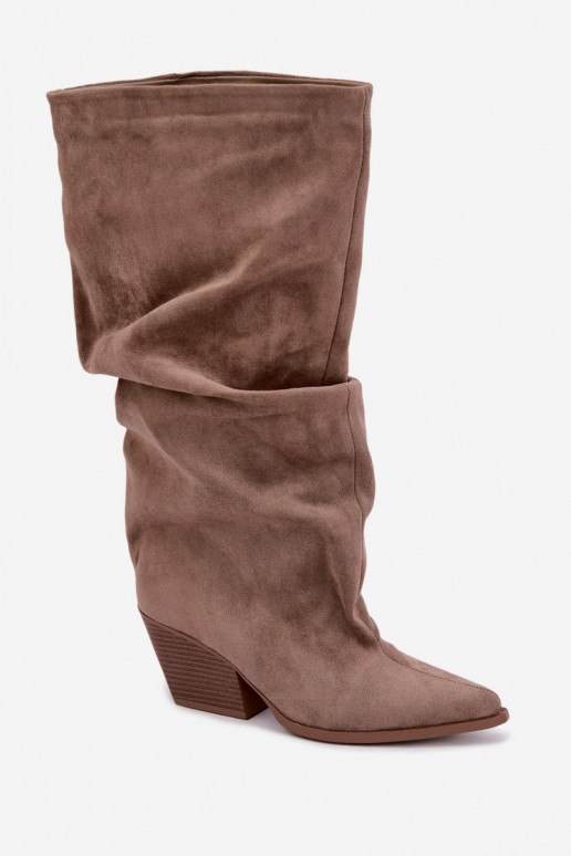 Khaki dameskniehoge laarzen met gebogen bovenkant en hakken in suede Durela