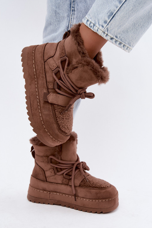 Bruine veterschoenen voor de winter op platform Coraliah