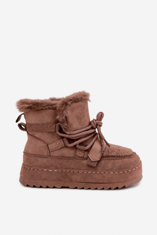Bruine veterschoenen voor de winter op platform Coraliah