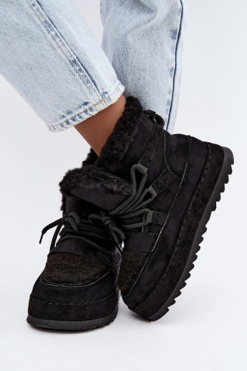 Zwarte veterschoenen voor de winter op platform Coraliah 2