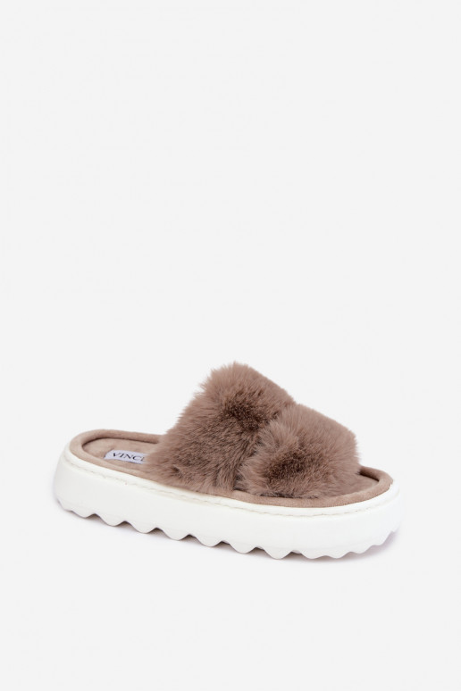 Chaussons pour femmes avec fourrure sur une semelle plus épaisse Vinceza 105105 couleur sable
