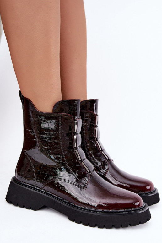 Gevoerde dames enkellaarsjes met lak effect T.Sokolski Z26-501 bordeaux