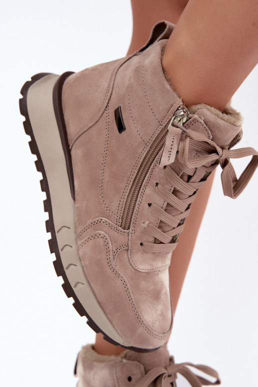 Gevoerde dames enkellaarsjes van faux suede zandkleur Alirella
