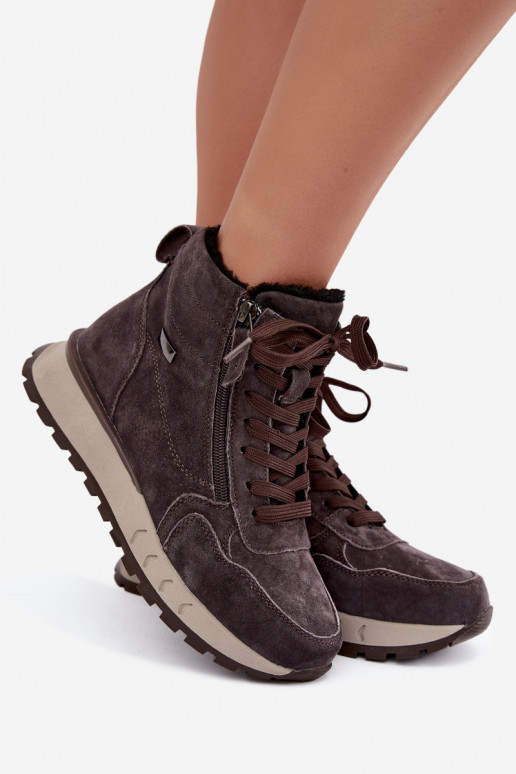 Bottines isolées pour femmes en simili daim couleur grise Alirella