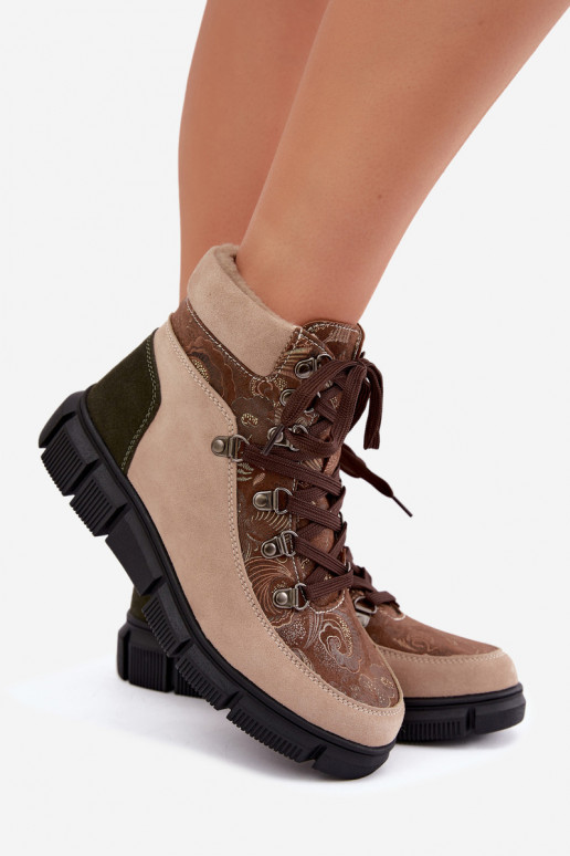 Gevoerde dames enkellaarsjes van faux suede zandkleur INanelia