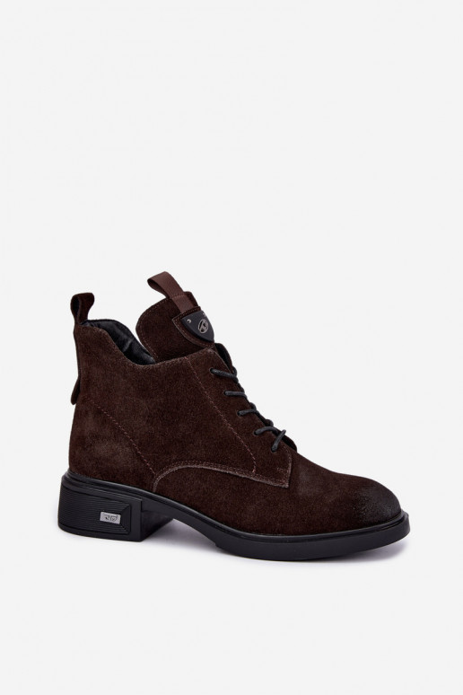 Wärmende Stiefel aus Kunstveloursleder mit Ornamenten Vinceza Czekolado