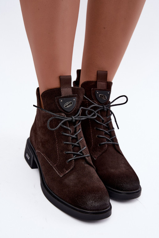 Wärmende Stiefel aus Kunstveloursleder mit Ornamenten Vinceza Czekolado