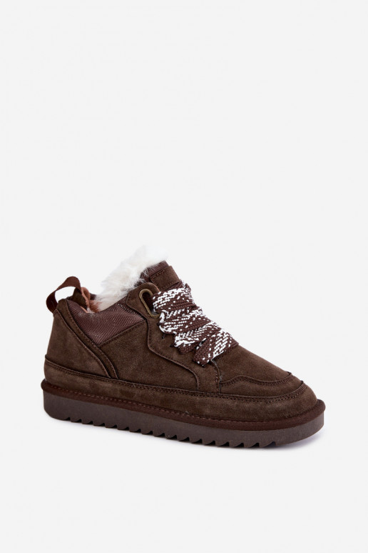 Bottes de neige en daim synthétique avec fourrure et lacets Vinceza 97974 en couleur chocolat