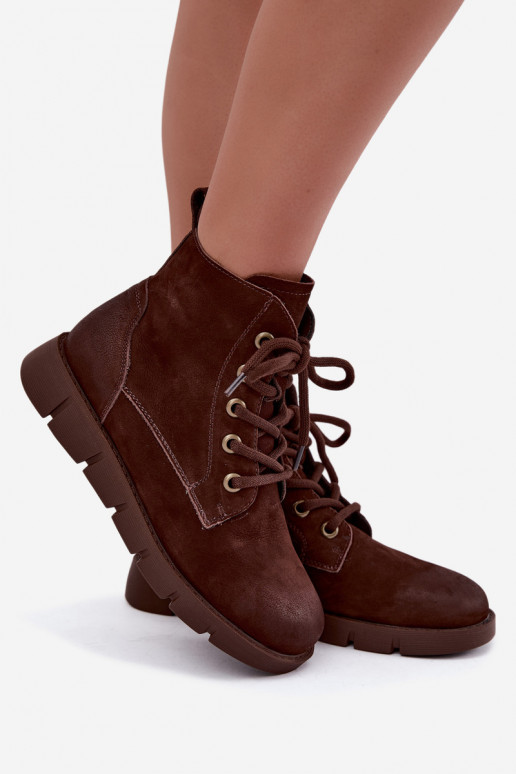 Gefütterte Stiefeletten aus Naturleder mit Schnürung Vinceza 67040 in Schokoladenfarbe