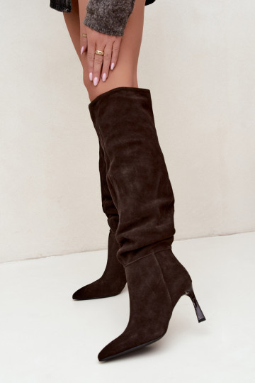 Bottes hautes en daim synthétique Slouchy avec talons fins Vinceza 89170 en couleur chocolat