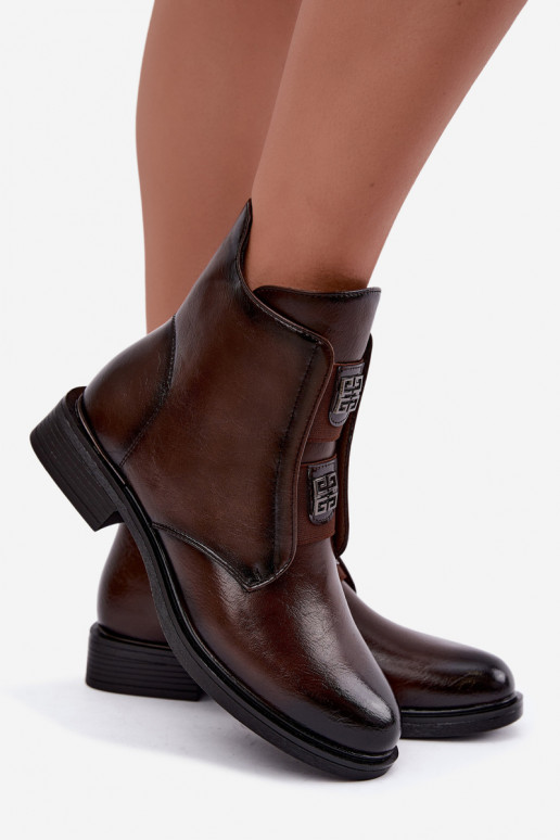 Bottines isolées pour femmes à talons bas avec de beaux détails en couleur brun foncé Tavressa