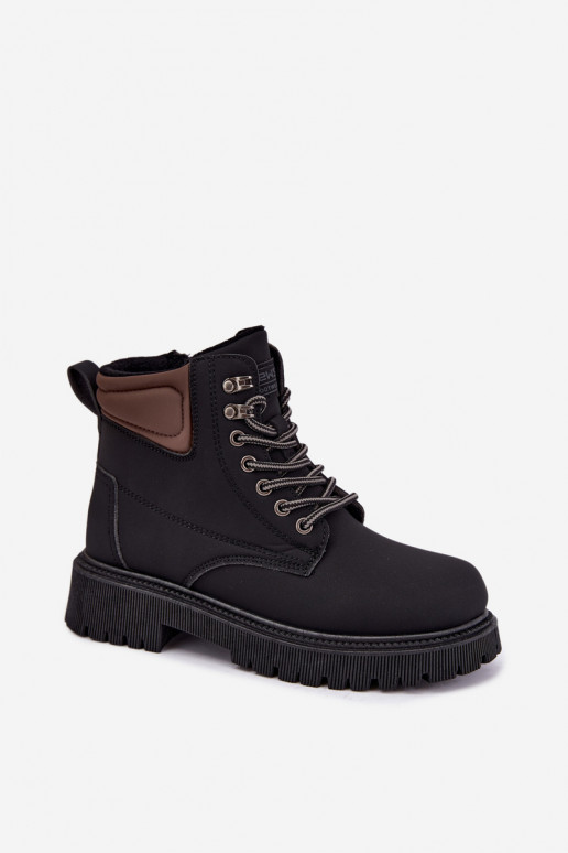 Chaussures pour femmes isolées, noires Sarvella