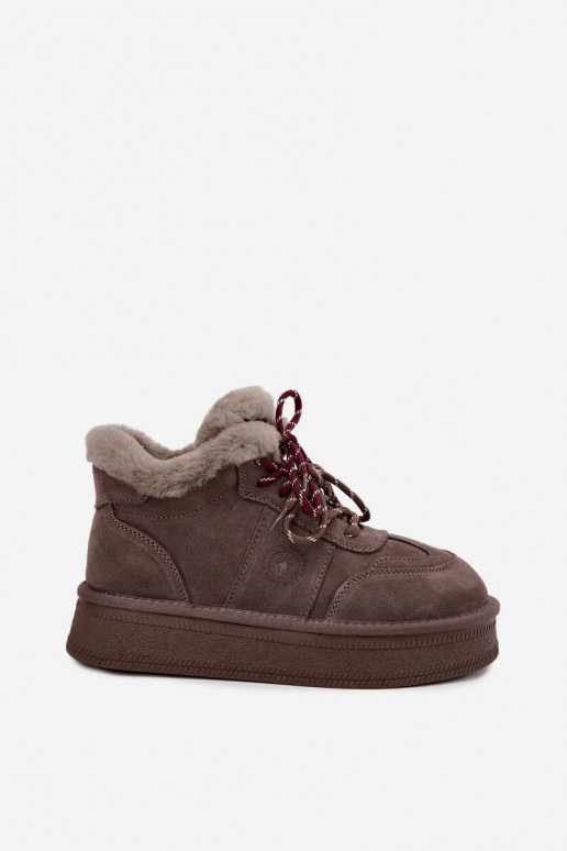 Damen Schneestiefel aus Kunstsuede mit Schnürsenkeln Big Star UU274313 in brauner Farbe