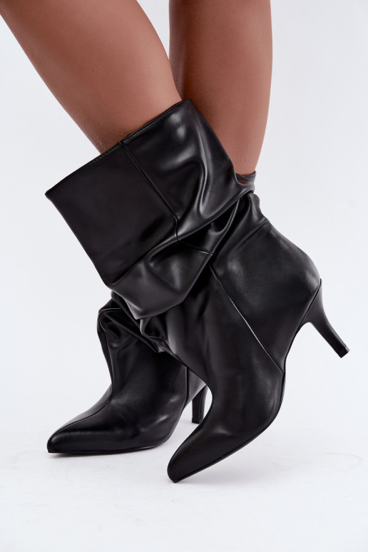 Slouchy enkellaarsjes met hakken in zwart Gelra