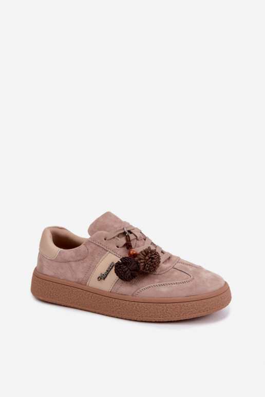Faux suede sneakers met fluffy pompons Vinceza 79682 zandkleurig