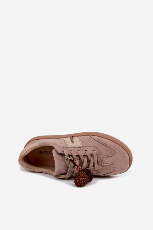 Baskets en daim synthétique avec pompons Vinceza 79682 couleur sable