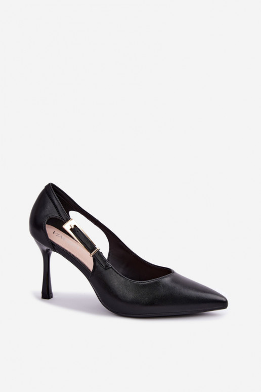 Escarpins avec découpes et boucles dorées Vinceza 62288 noires