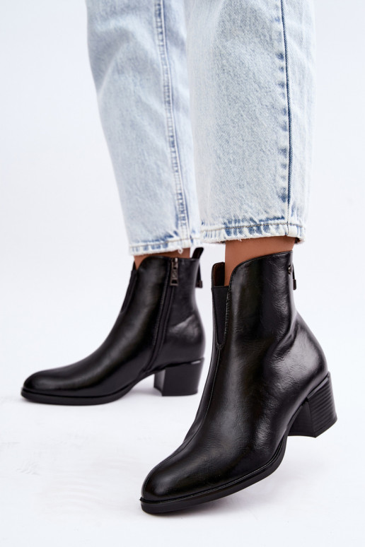 Isolierte Stiefeletten Klocke Vinceza 58654 in schwarzer Farbe