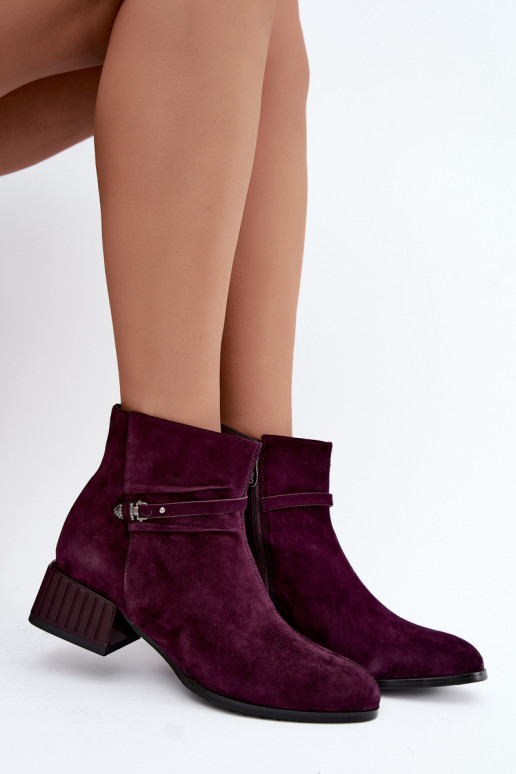 Damen Stiefeletten aus Kunstwildleder Klocke isoliert D&A CR62-3476 in Pflaumenfarbe