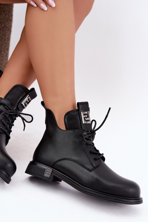 bottines isolées avec talons larges et ornements D&A MK62-7034 en noir
