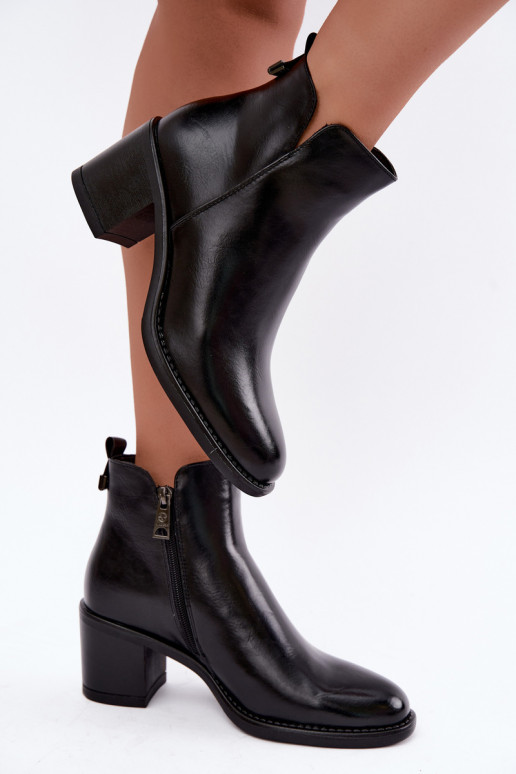 Bottines isolées avec talons en noir Vinceza 58650