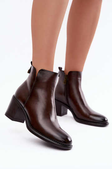 Wärmende Stiefeletten mit Absätzen in dunkelbrauner Farbe Vinceza 58650 2