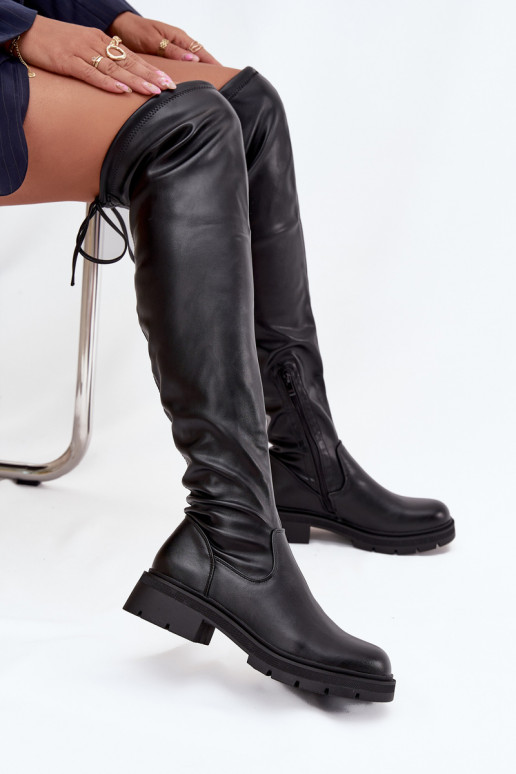 bottes hautes pour femmes avec des détails stylés en couleur noire Rylissa