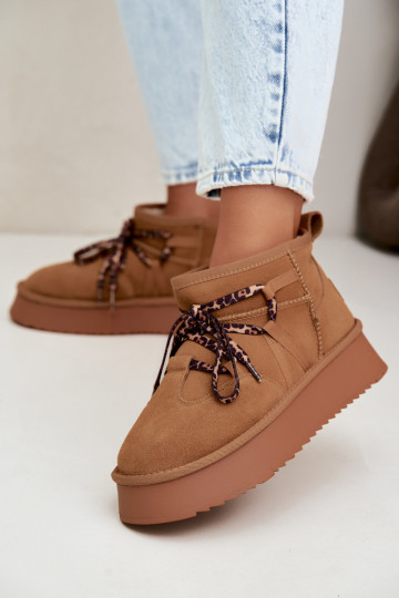 Bruine faux suede sneeuwlaarzen met platform en stijlvolle details GOE UU2N4920 2