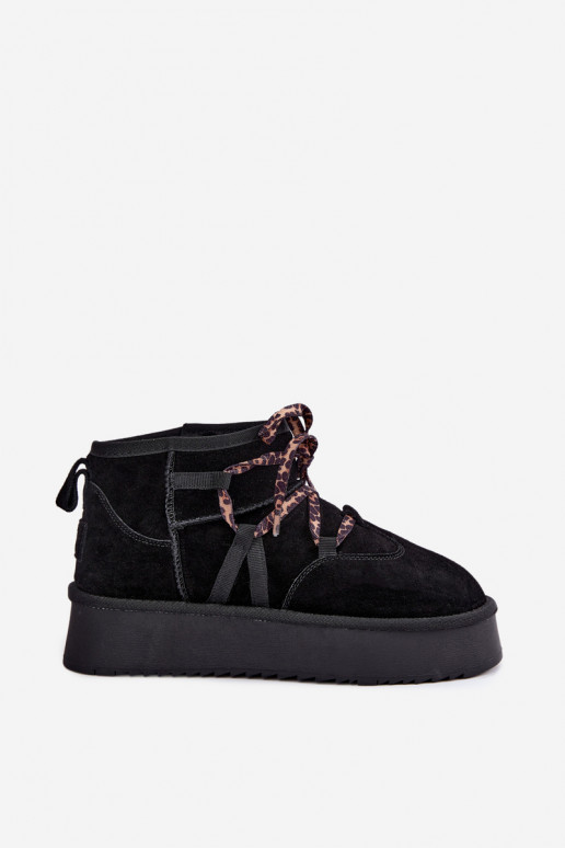 Zwarte faux suede sneeuwlaarzen met platform en stijlvolle details GOE UU2N4919
