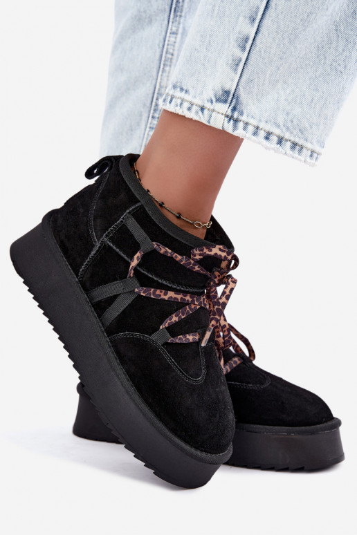 Bottes de neige en faux daim noires avec plateforme et détails élégants GOE UU2N4919