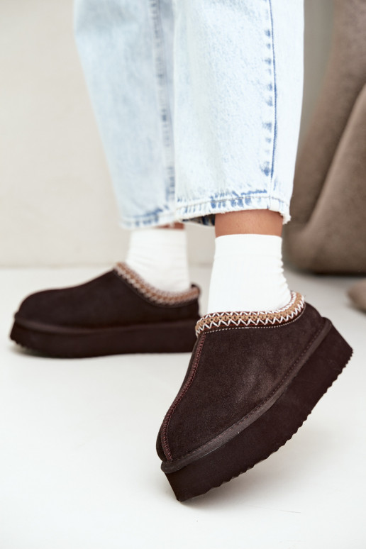 Faux suede sneeuwlaarzen met decoratieve streep Vinceza 97972 chocolade