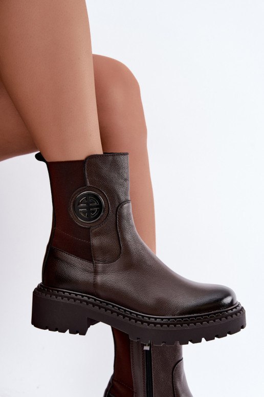 Verwarmde leren enkellaarsjes met elegante details Zazoo 60578 chocolade