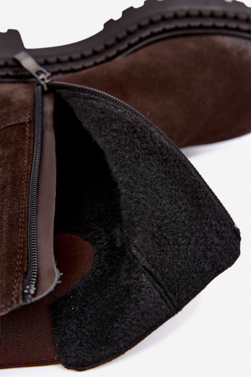 Verwarmde suède enkellaarsjes met elegante details Zazoo 60578 chocolade