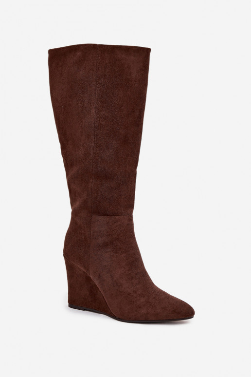 Geïsoleerde dames over-the-knee laarzen met platform, in chocolade Rosina